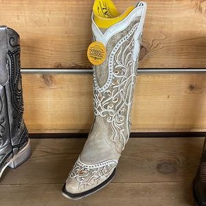 New Corral Boots, perfect for wedding!